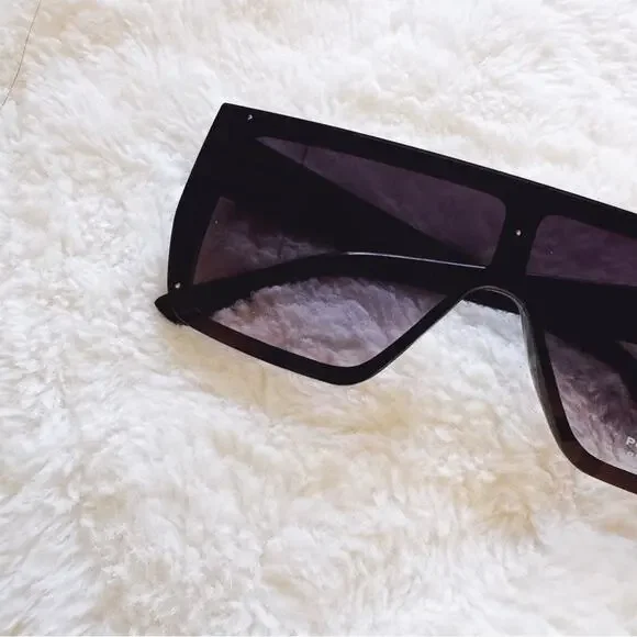 Greta Black Oversized Statement Sunglasses - Picture 2 of 11